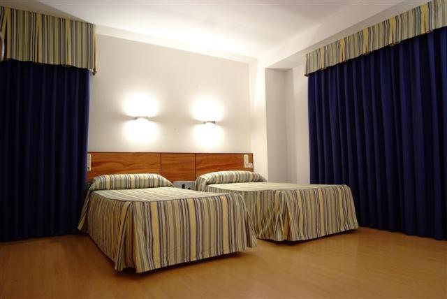 Hotel Colon Tuy Tui Zewnętrze zdjęcie